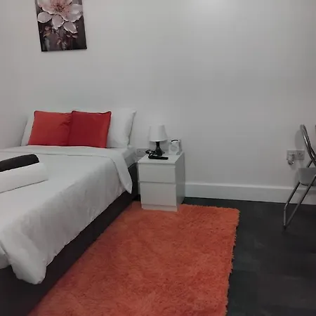 Luxurious Space * Erith