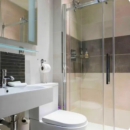 Charm - Soho Mayfair Apartment London