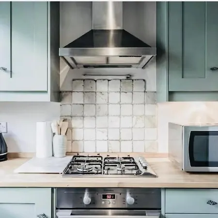 Charm - Soho Mayfair Apartment *