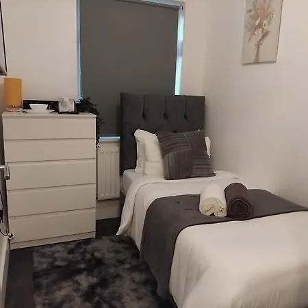 Luxurious Space Guest house Erith
