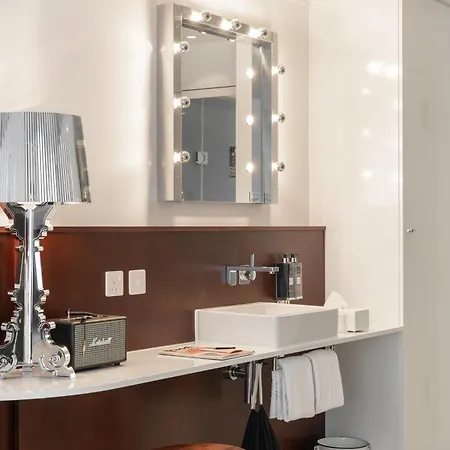 Ruby Lucy Hotel 4*