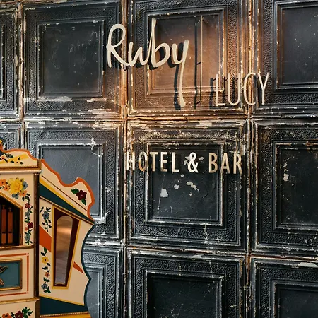 Ruby Lucy Hotel
