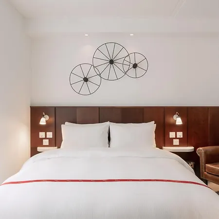 Ruby Lucy 4* Londra