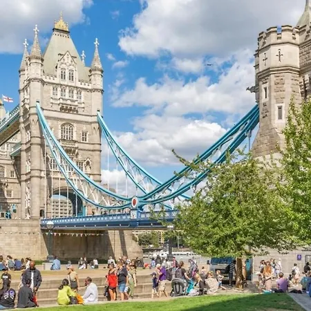 Contemporary 1-bedroom Near Tower Bridge & Bridge -ideal For Extended *