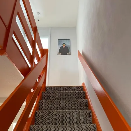 Holiday home Colourful 4 Bedroom - Mile End - Central, Hammersmith & And District Lines London