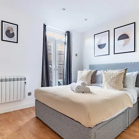 Bnbnova - Fitzrovia With Balcony Near Oxford Circus Apartment London