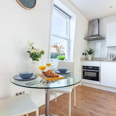 Bnbnova - Fitzrovia With Balcony Near Oxford Circus