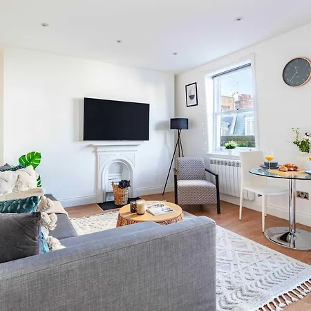Bnbnova - Fitzrovia With Balcony Near Oxford Circus Apartment
