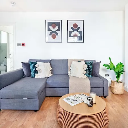Bnbnova - Fitzrovia With Balcony Near Oxford Circus Apartment London