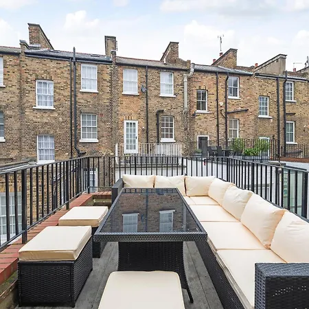 Holiday home New Stylish 3-bed Pimlico House Near Big Ben *