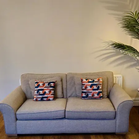 Charming Flat In Wimbledon