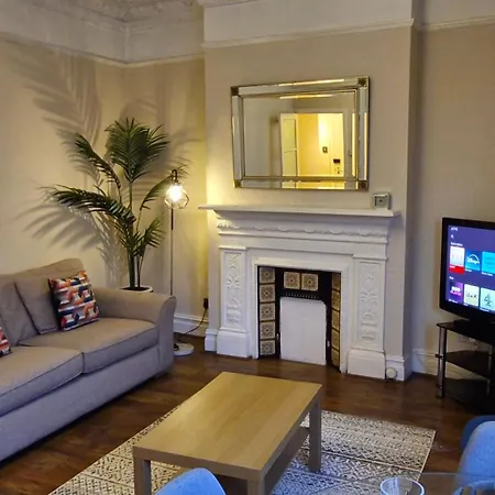 Charming Flat In Wimbledon Apartment *