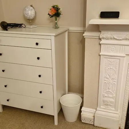 Apartment Charming Flat In Wimbledon London