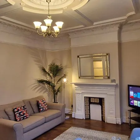 Apartment Charming Flat In Wimbledon London