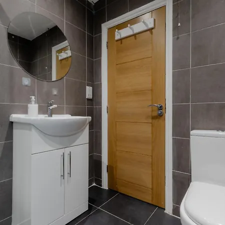 Apartment Edgware Road London