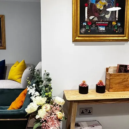 Apartment Charm - Soho Mayfair London