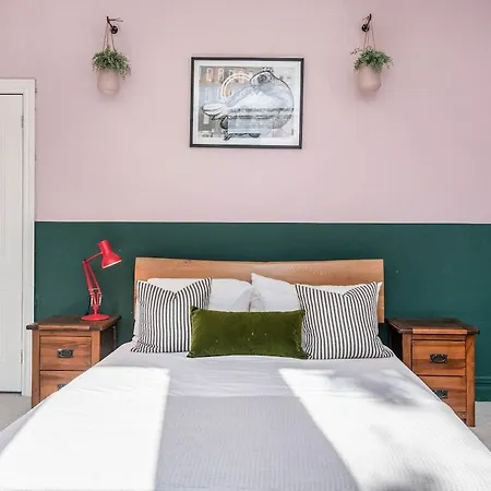 4 Bedroom Newly Renovated Holiday home