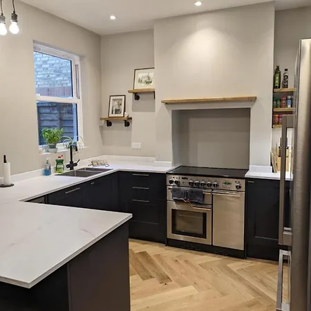 Newly Refurbed House, Barons Court London