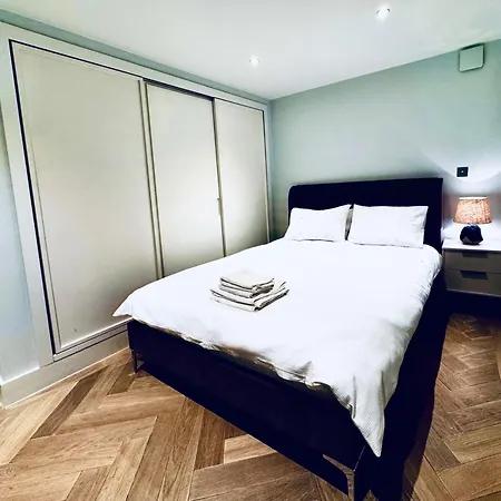 Charm - Soho Mayfair *