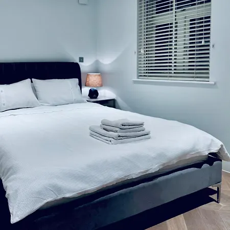 Charm - Soho Mayfair Apartment *
