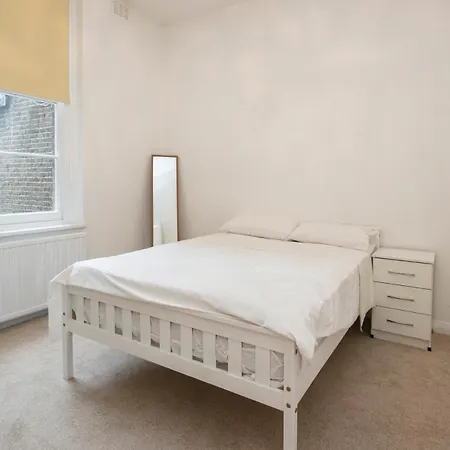 Stylish 2 Bedroom Flat In Notting Hill Apartment *