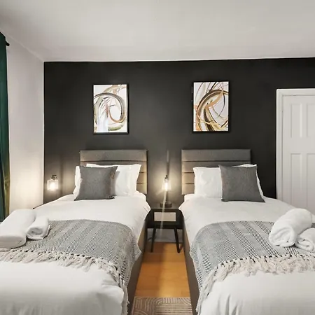 Spacious 4br, Sleeps 7, Garden, Free Parking London