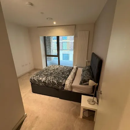 2 Bed By Excel * London