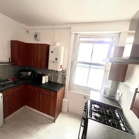 One Bedroom Flat Sw8 Apartment London
