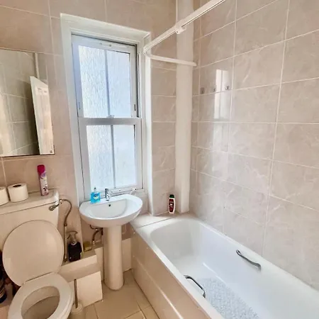One Bedroom Flat Sw8 Apartment