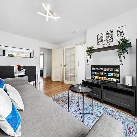 Appartement Centre Fbs Spacious Flat *