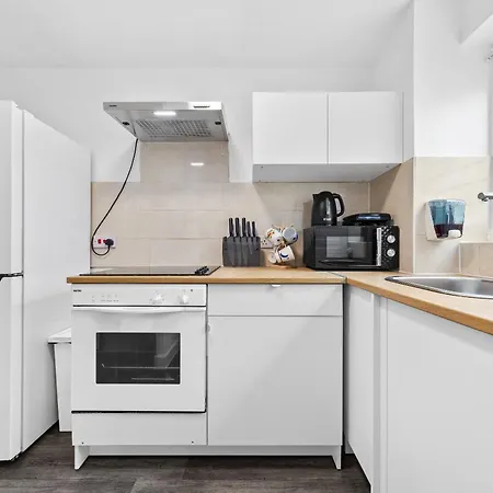 Centre Fbs Spacious Flat Appartement