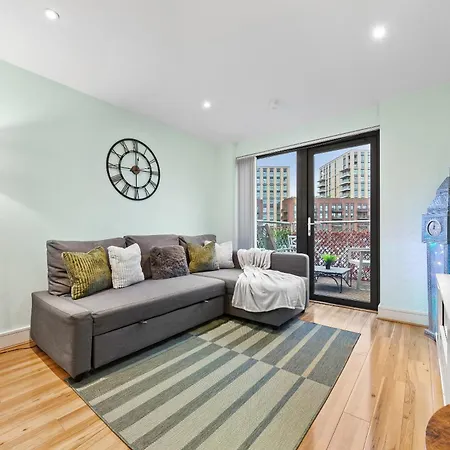 Bright Canning Town Fbs Long Term Retreat Apartment *