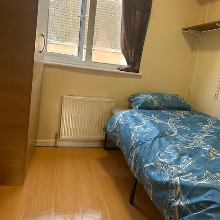 Single Near Excel Homestay
