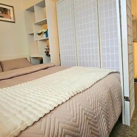 Apartment New Refurbished Flat - Canary Wharf London