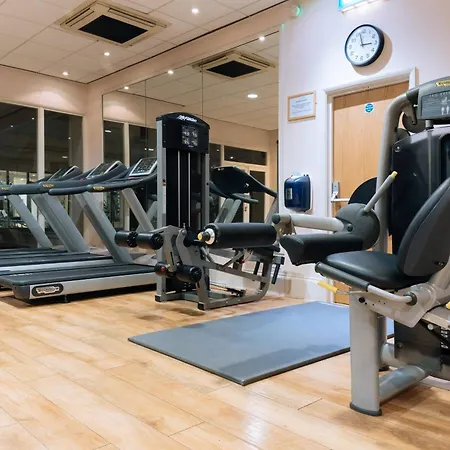 Renaissance London Heathrow Hotel 4*