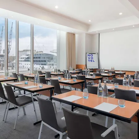 Novotel Excel Hotel 4*