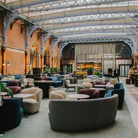 St. Pancras Renaissance Hotel London