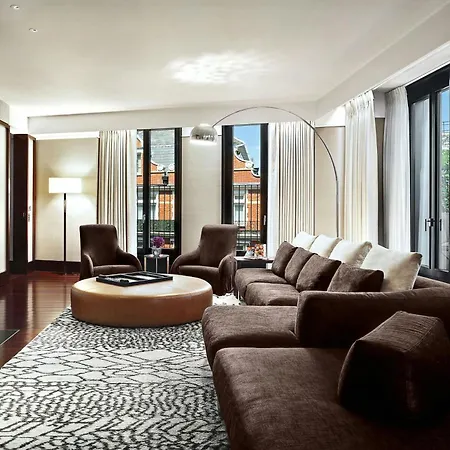 Hotel Bvlgari 5*
