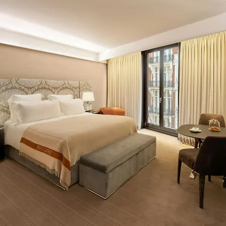 Hotel Bvlgari 5*
