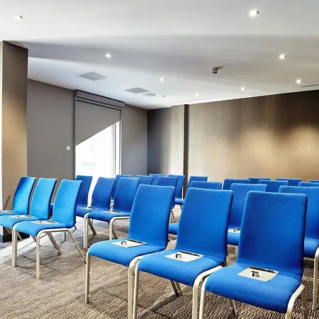 Montcalm East, Autograph Collection 5* London