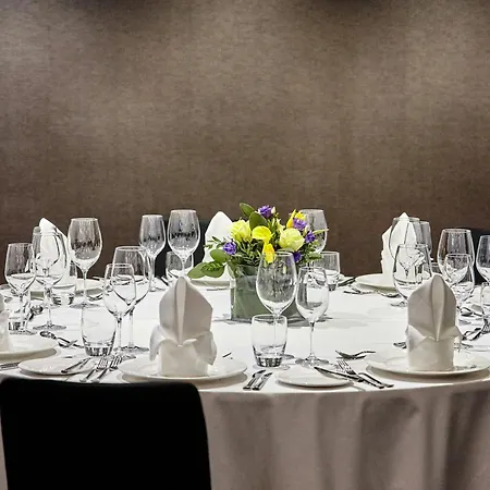 Hotel Montcalm East, Autograph Collection 5*
