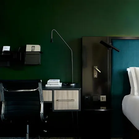 Montcalm East, Autograph Collection London