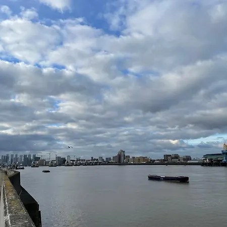 Residencies - Thames View Greenwich * London