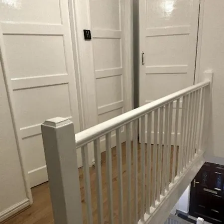 South West London Semi-detached House Mitcham