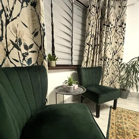 South West London Semi-detached House