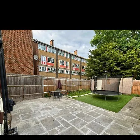 Holiday home South West London Semi-detached House
