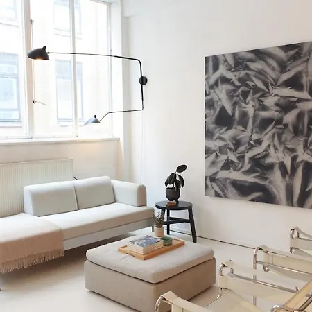 Apartment Bright & Spacious 2br Flat, Great Transport Links