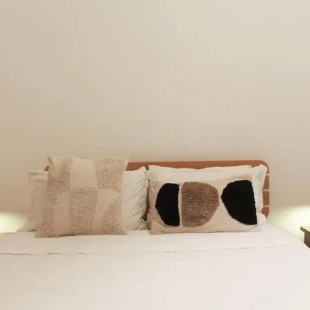 Bright & Spacious 2br Flat, Great Transport Links London