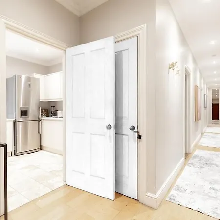 Appartement Revamped & Luxxe For Covent Garden Lovers! Adorable For Families & Friends