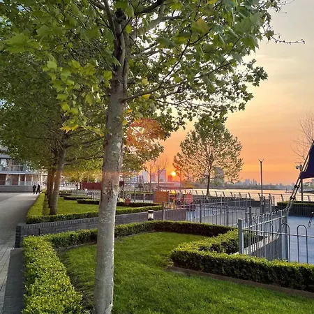 Situated In Greenwich Cutty Sark Riverside